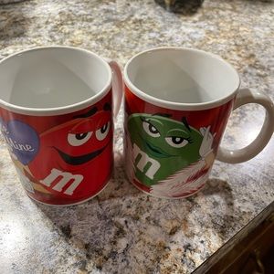 Vintage Galerie M&M coffee mug set